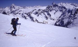 日本山岳会「アルパインスキークラブ」が12月17日に講習会開催